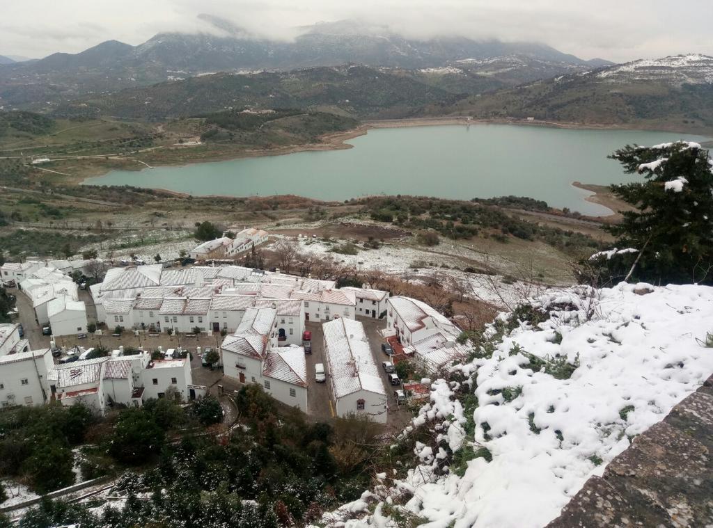 Tugasa Arco De La Villa Zahara De La Sierra Ngoại thất bức ảnh